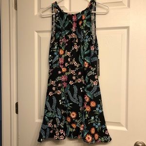 Lulu’s BRAND NEW black floral print skater dress